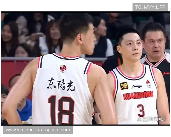 国际篮球邀请赛中国球员在攻防两端均有亮眼发挥